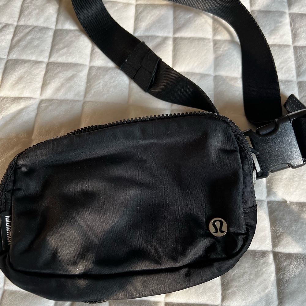 lululemon athletica Black Belt Bag